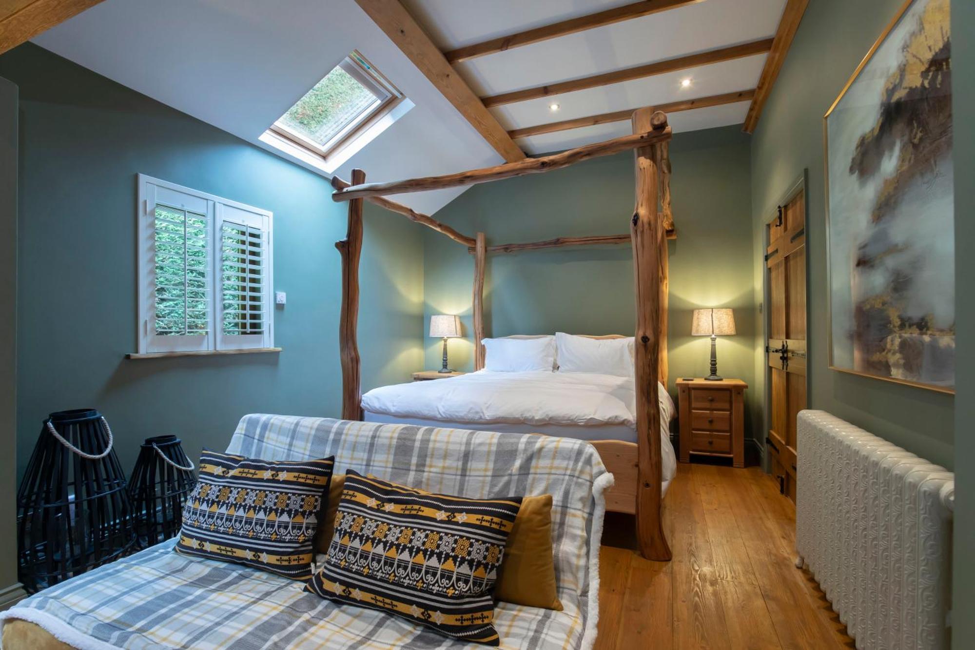 Stable Lodge - Boutique Bed & Breakfast Shurdington Exterior photo