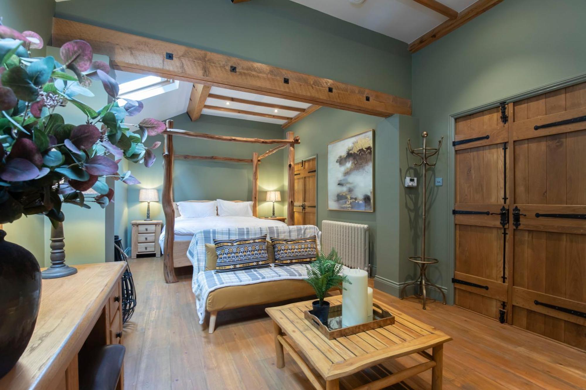 Stable Lodge - Boutique Bed & Breakfast Shurdington Exterior photo
